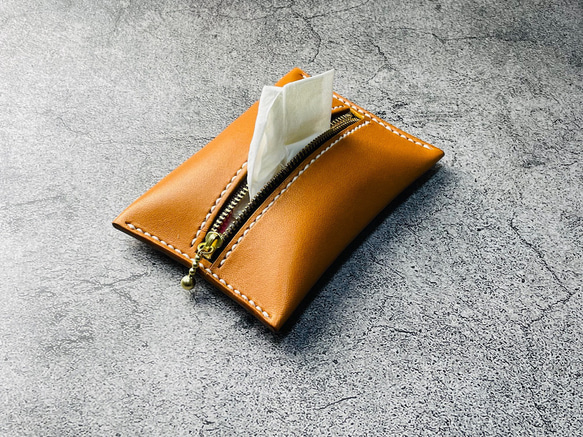 【手工縫製】駝色真皮口袋紙巾盒 第1張的照片