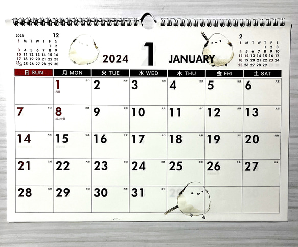 SALE⭐️2024年　シマエナガの壁掛けカレンダー（手書き） 1枚目の画像
