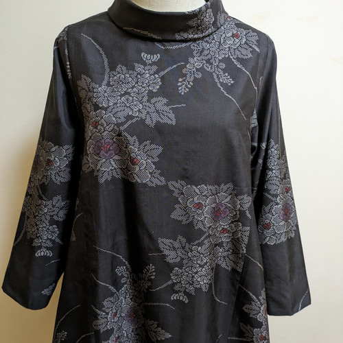 着物リメイク М 大島紬 Lovelyワンピース♥✨ SOLD 着物リメイク 大島紬 ワンピース M〜Lの通販 by Yumi's