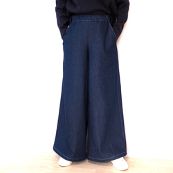 スッキリと履けるワイドパンツ　柔らかソフト加工デニム　オールシーズン　ロング丈 2枚目の画像