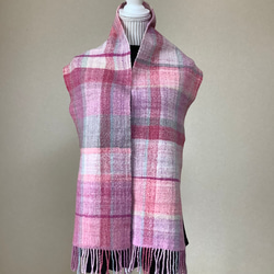 手織りのウールマフラー（メリノ100%の手紡ぎ毛糸使用) no.2320 6枚目の画像