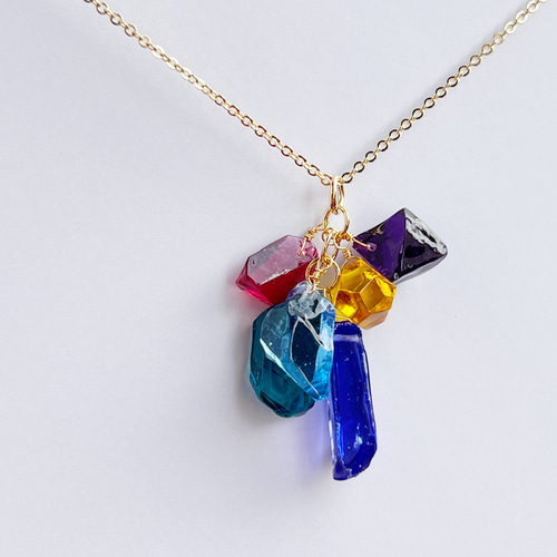 【1306】レジン　ネックレス　ペンダント　ハンドメイド 幻想的なカラフル鉱石ネックレス レジン ワックスコード変更可能
