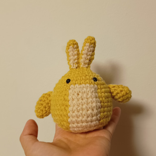 オーダー】Viosoraさんちのうさぎぷんこさん あみぐるみ たこを編む人