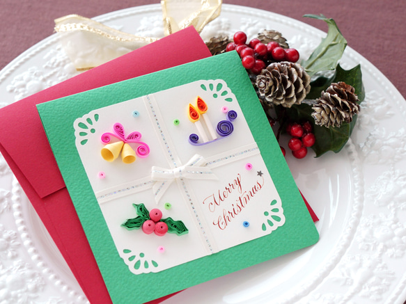 ペーパークイリングとカリグラフィーのクリスマスカード【Merry Christmas】　飾って可愛いクリスマスモチーフ 2枚目の画像