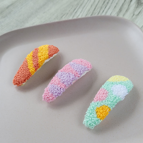 もこもこ手刺しゅうパッチンピン＊＊＊フリーステッチング＊＊ニードル