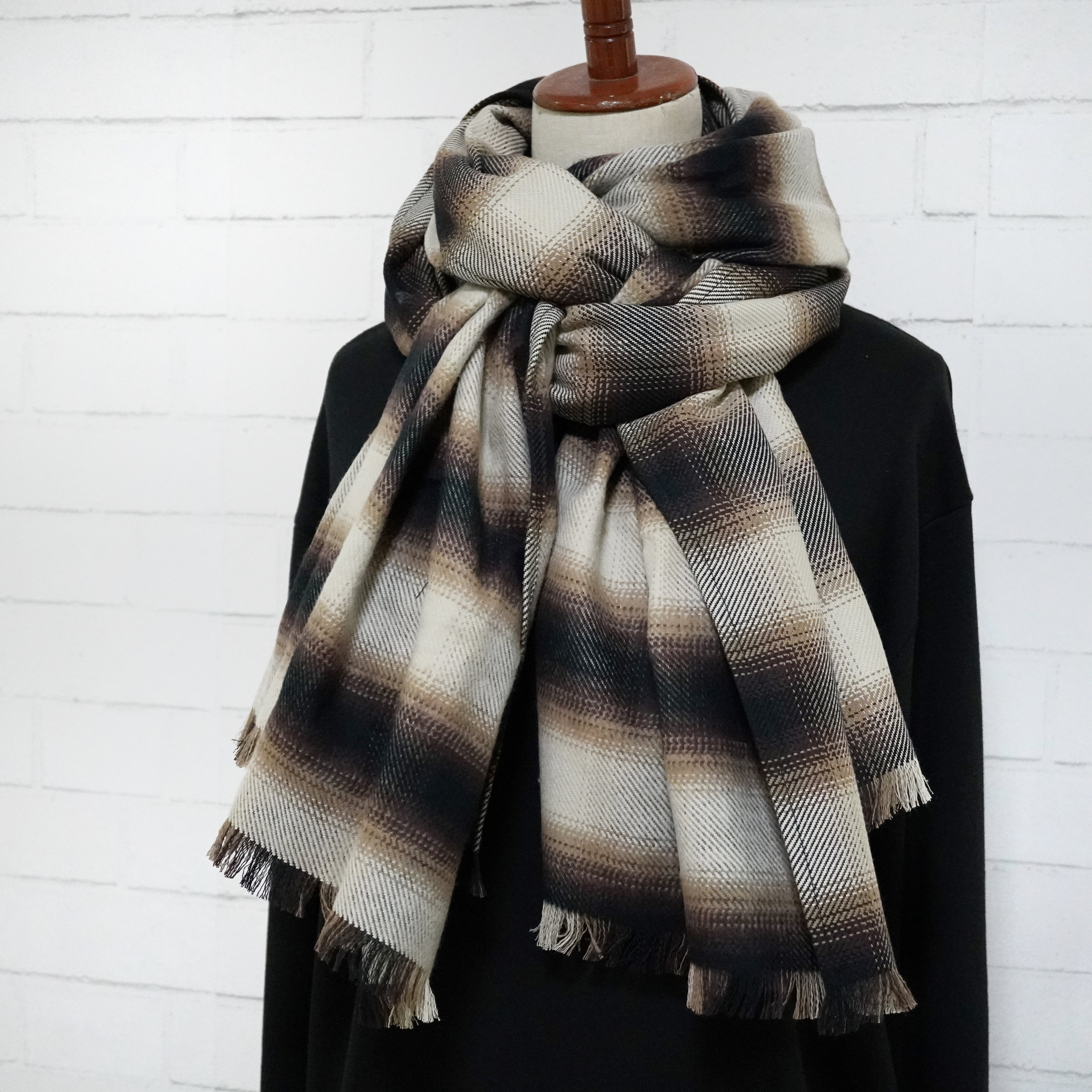 【新春20%off】綿100%大判ショール＊オンブレチェック＊ミルキーベージュ＊極厚＊播州織