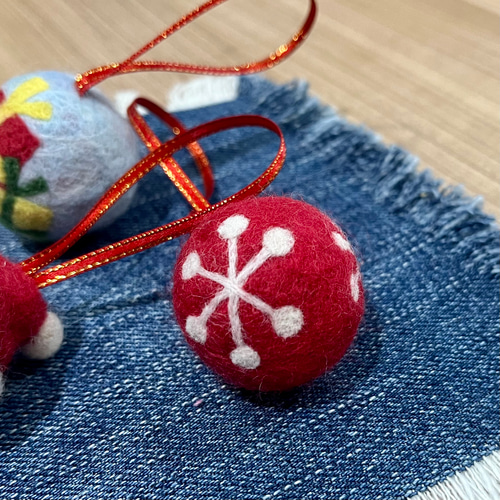 ぷ*子様 羊毛フェルト クリスマス飾り Amazon.co.jp: 羊毛フェルトの