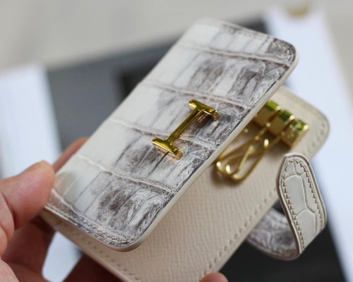 cb2d5a1805c3e874e62907d6a040c5