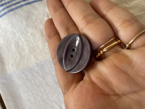 【フランス vintage 1930’s ボタン】☆ グレーパープル ☆フランス製ヴィンテージボタン 5枚目の画像