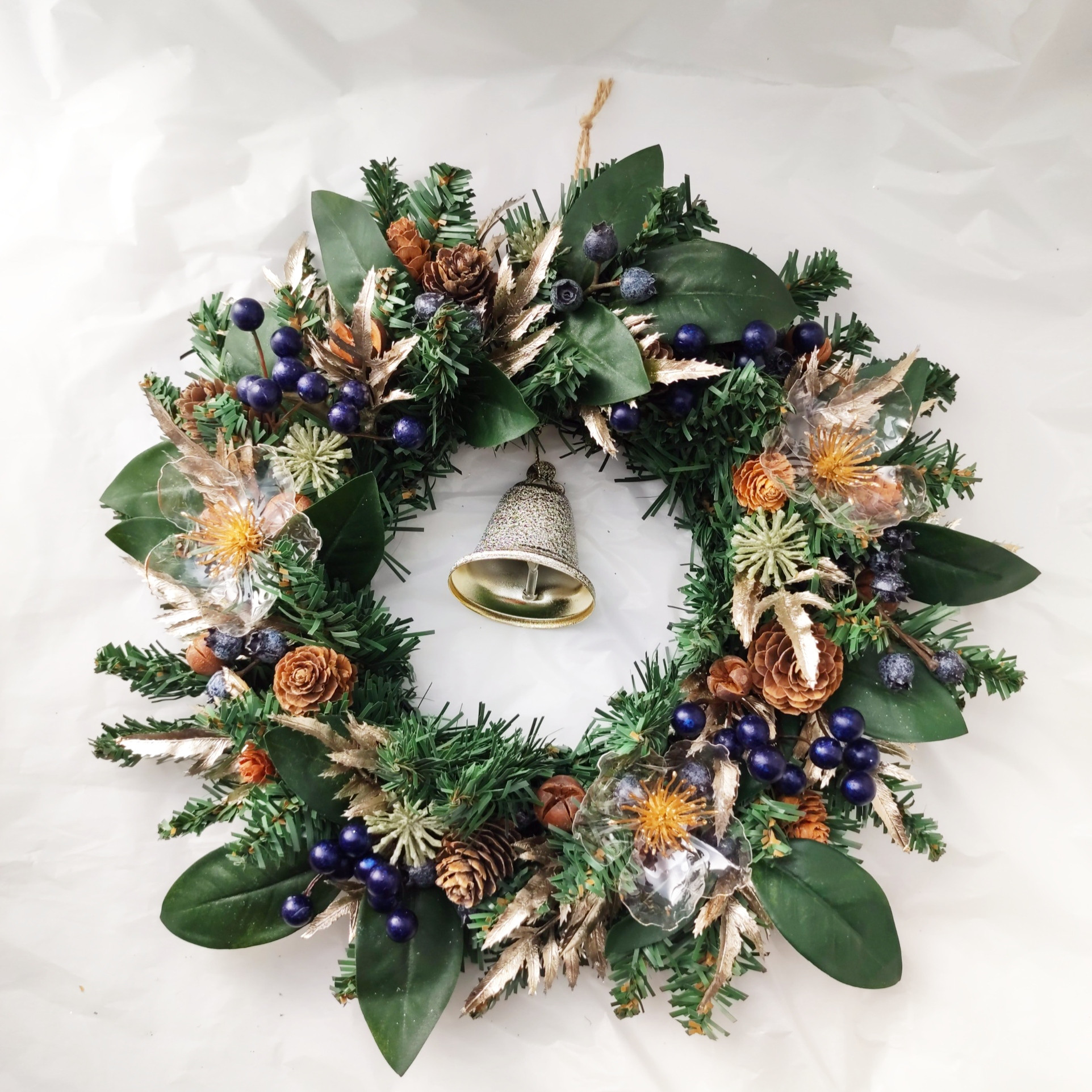 ✳️クリスマスリース、、、、、、松ぼっくりハンドメイド　大