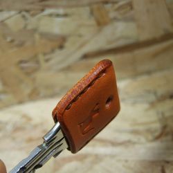 猫刻印のキーカバー　オレンジ 6枚目の画像