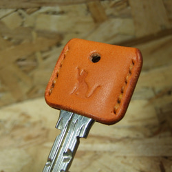 猫刻印のキーカバー　オレンジ 4枚目の画像