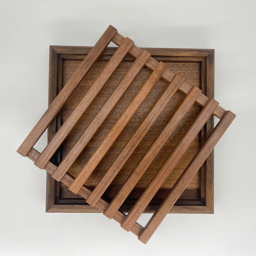ブレッドカッティングボード 木製 まな板 ウォールナット　ハンドメイド