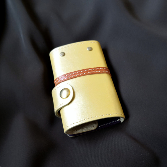 ゴールドピッグの三つ折りレザーキーケース＊カードポケット付き 4枚目の画像