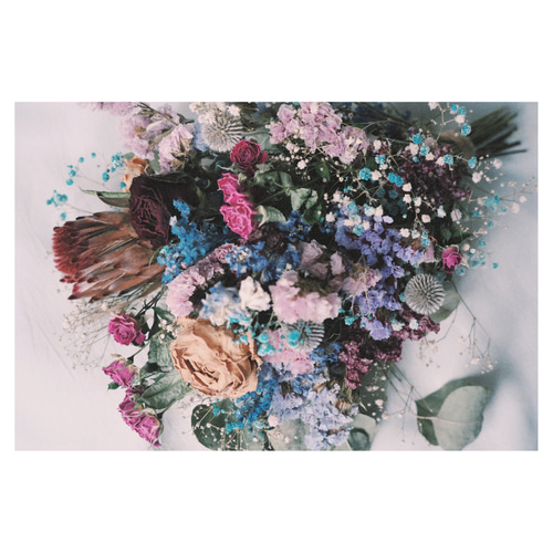 赤と青を中心とした華やかさ ドライフラワー ブーケ スワッグ