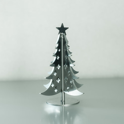 ステンレスのクリスマスツリー・大 / モノトーンインテリアやスタイリッシュなお部屋に 1枚目の画像