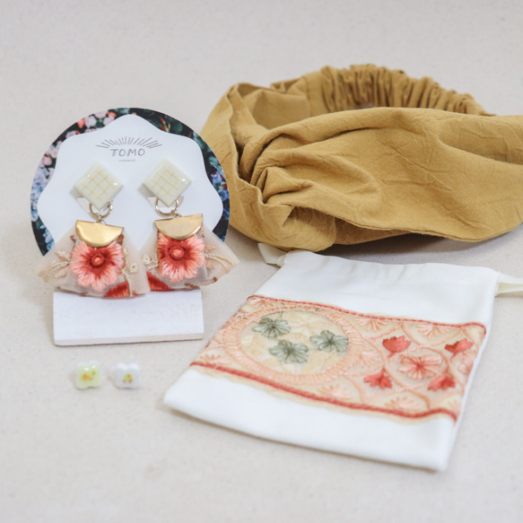 【タイプG】 Creema限定　福袋　インド刺繍リボン タイル アクセサリー4点福袋 3300円【送料無料】 1枚目の画像