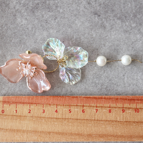 くすみピンクマーブルフラワー×オーロラの花びらパールゆらゆら2way