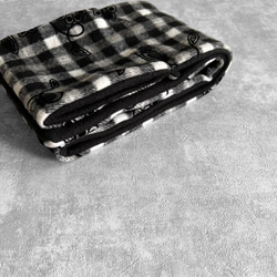 起毛ギンガムチェック フロッキープリント×ふんわり包み込むフリース マフラー 13枚目の画像