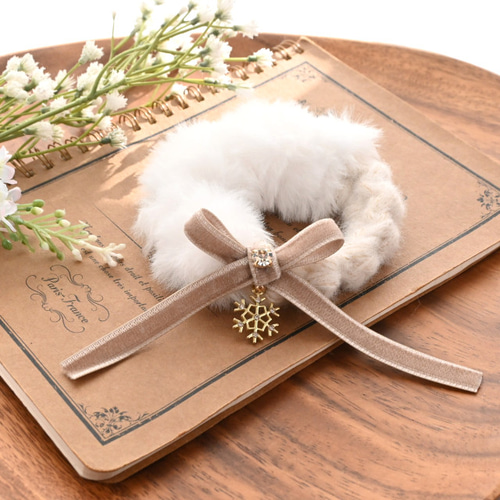 新品✨フォクシー ミンクファー ブレスレット シュシュ アクセサリー ブラウン 新品✨フォクシー ミンクファー ブレスレット シュシュ アクセサリー