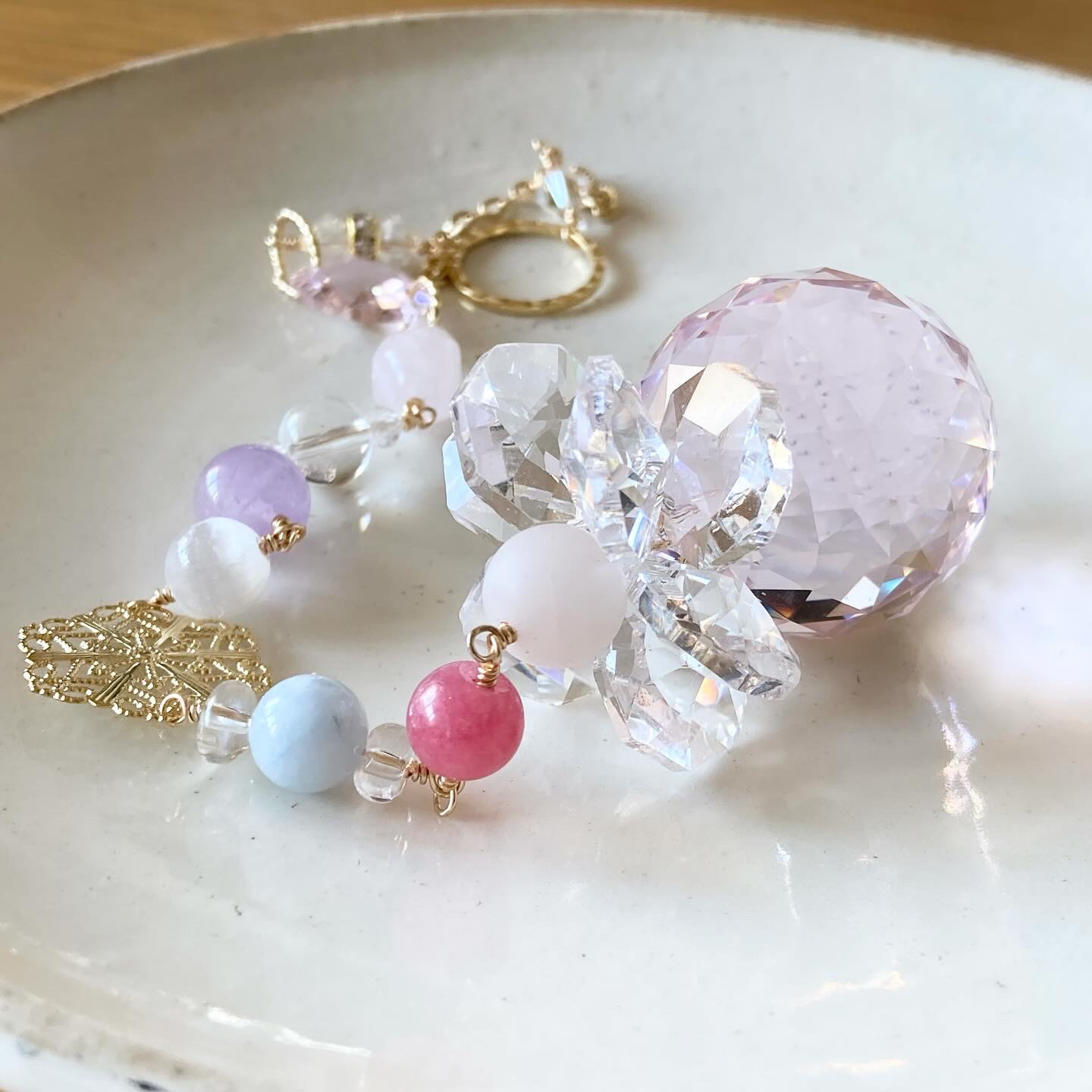 女神のような愛と調和を♡ロザリンのサンキャッチャー