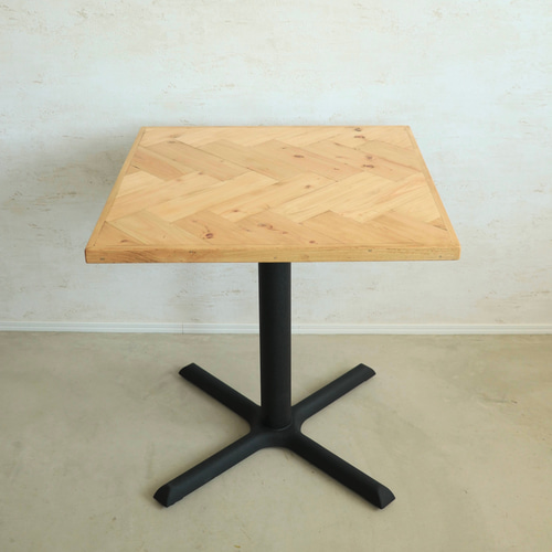 ヘリンボーンテーブル W700×D700 ダイニングテーブル カフェテーブル