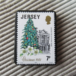 ジャージー島　クリスマス切手ブローチ9136 1枚目の画像
