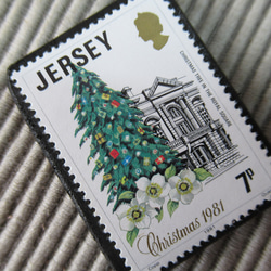 ジャージー島　クリスマス切手ブローチ9136 2枚目の画像