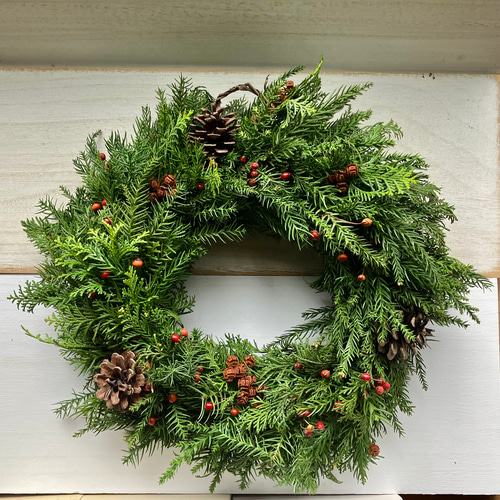 素敵なクリスマス2025】針葉樹のナチュラルフレッシュリース 玄関 飾り