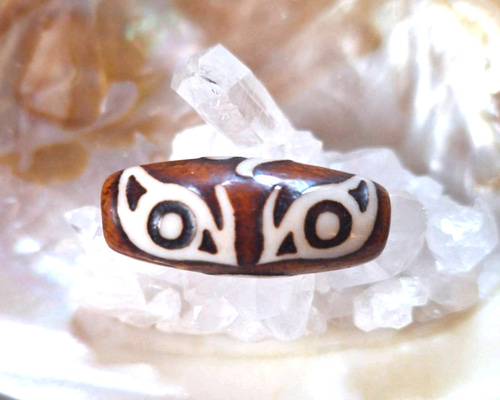 【一点限り】 上肯龍眼天珠とラブシリカのブレス 一点限り】 上肯龍眼天珠とラブシリカのブレス 👄✨おまとめページ