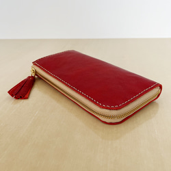 シュリンクレザーのL字ファスナー長財布　大容量の財布　赤財布　柔らかい革 4枚目の画像