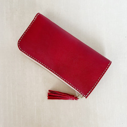 シュリンクレザーのL字ファスナー長財布　大容量の財布　赤財布　柔らかい革 2枚目の画像