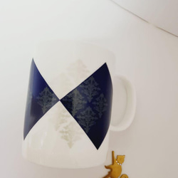 ポーセラーツ ハンドメイドマグカップアーガイル柄 ダイヤ柄 メタリックシルバー 4枚目の画像
