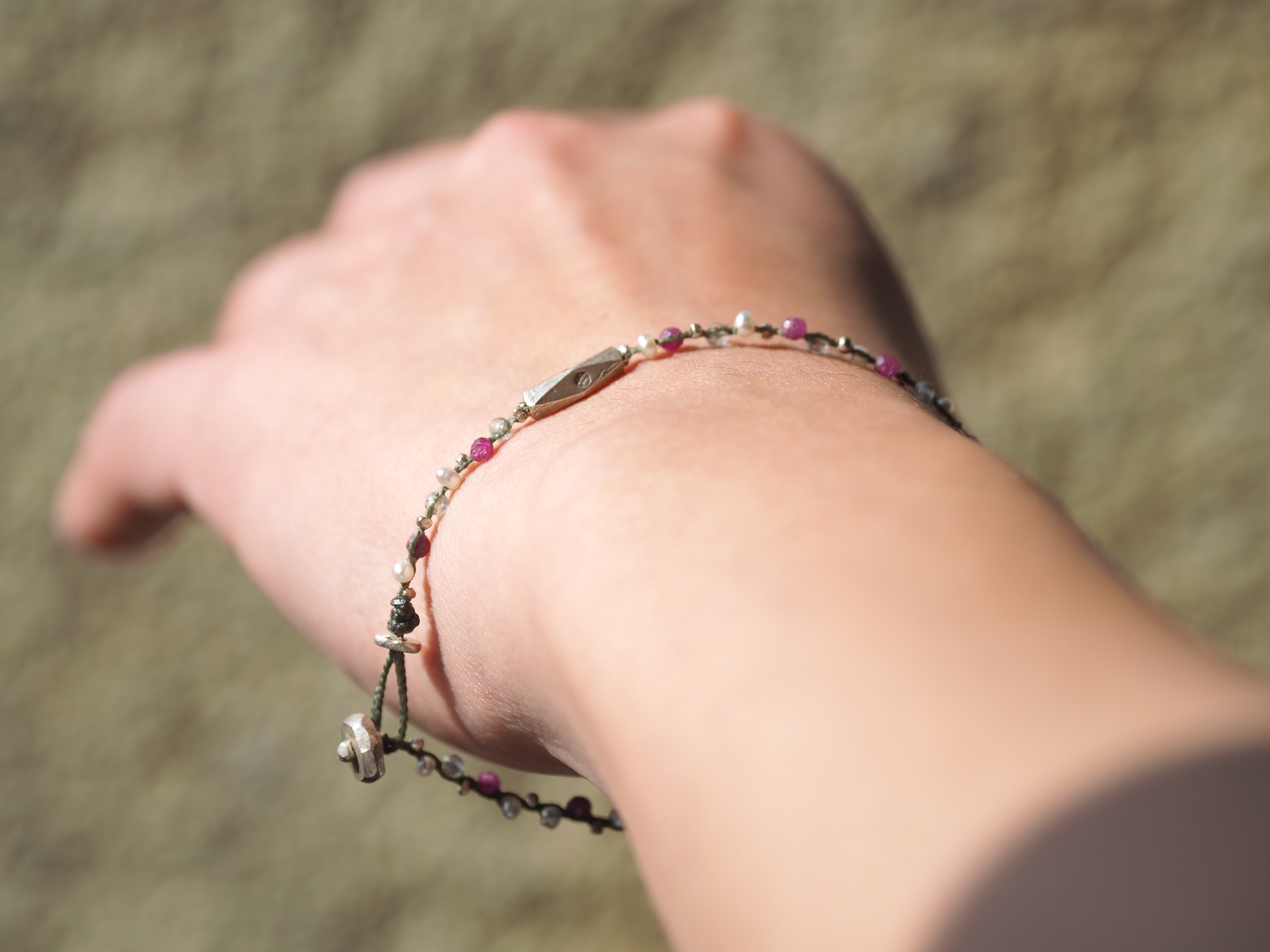 braid bracelet "Ruby mix"