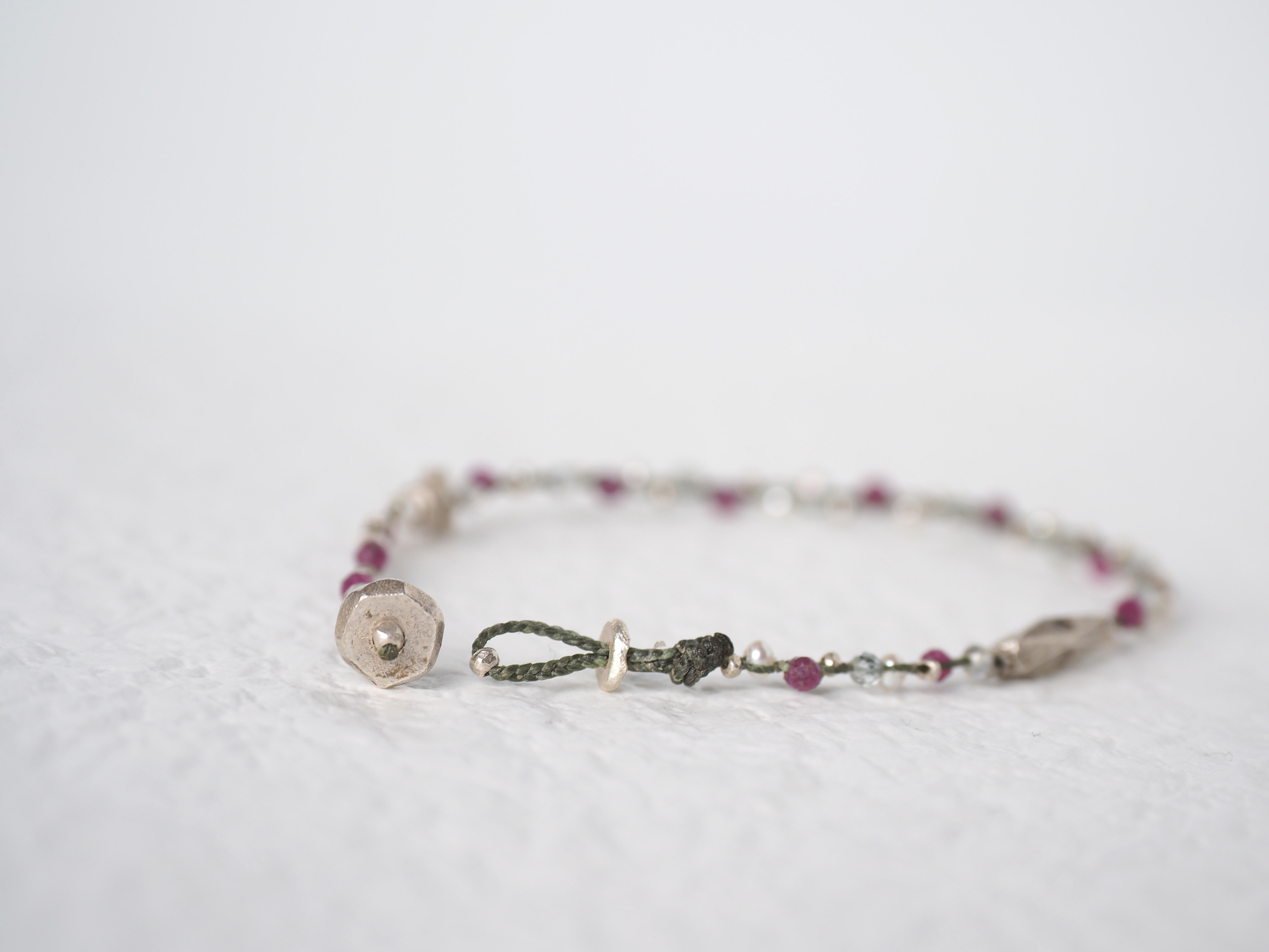 braid bracelet "Ruby mix"
