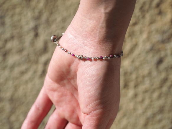 braid bracelet "Ruby mix" 7枚目の画像