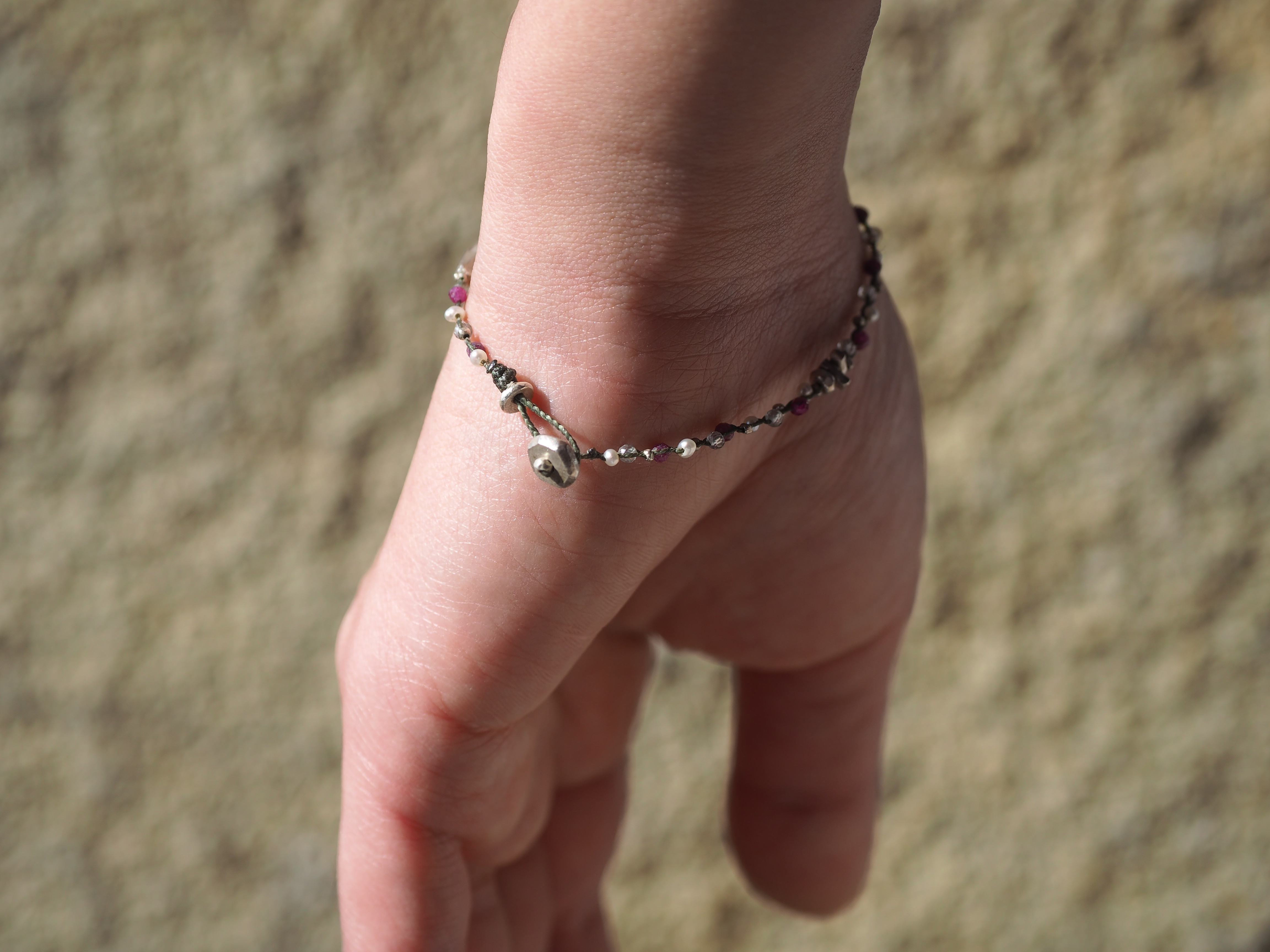 braid bracelet "Ruby mix"