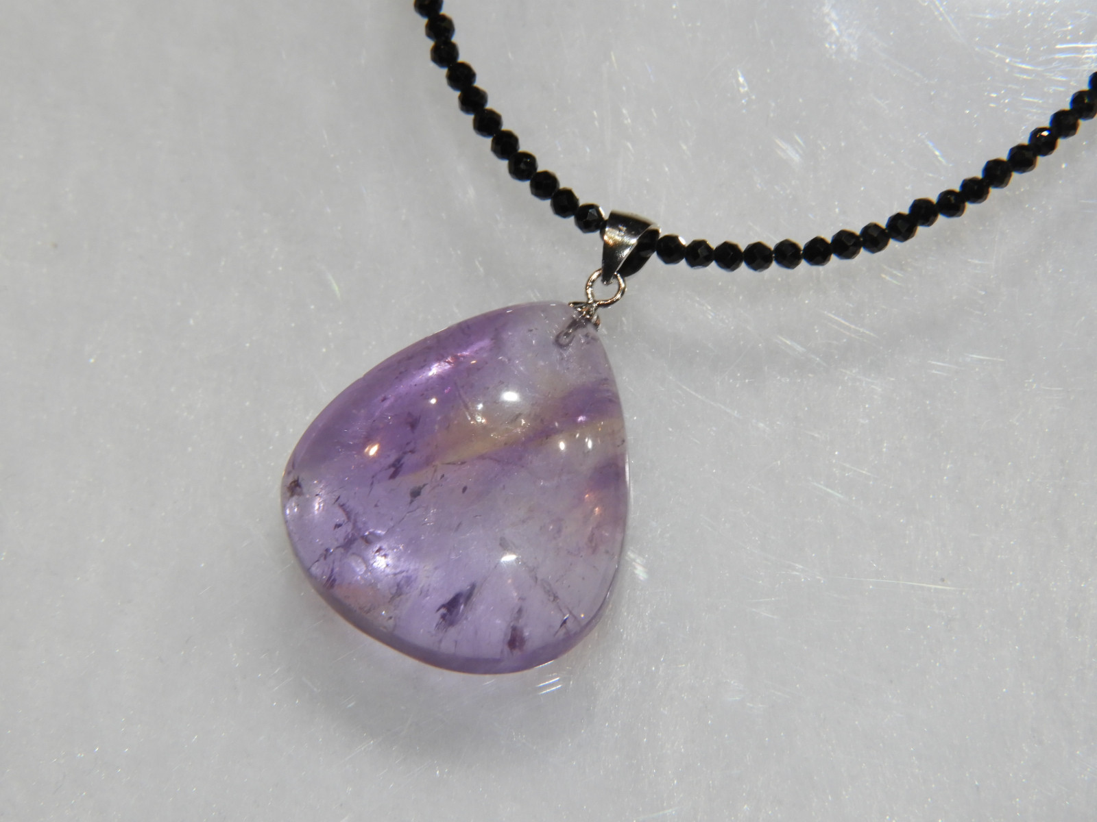 人気ストーン！高発色！大きめ！貴重なバイカラーのナチュラルアメトリンのペンダントトップ！手作り一点物　天然石　９