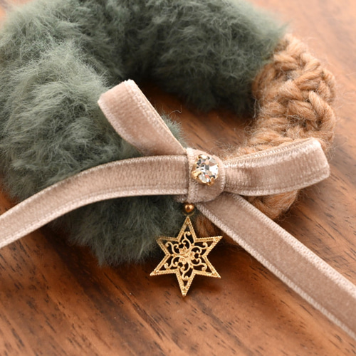 大きな星、煌く…ファー×毛糸 シュシュ＊ブレスレット《モスグリーン