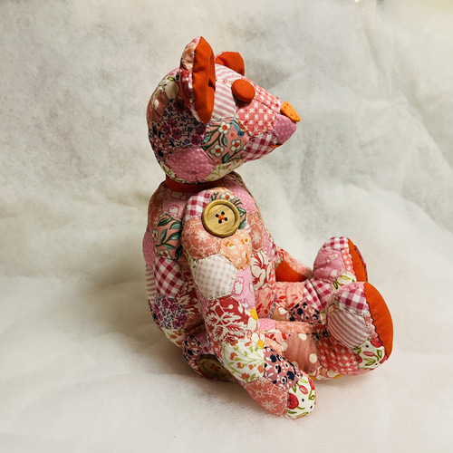 KARIKORICKBEAR ヘキサゴンパッチワークキルトのテディベア