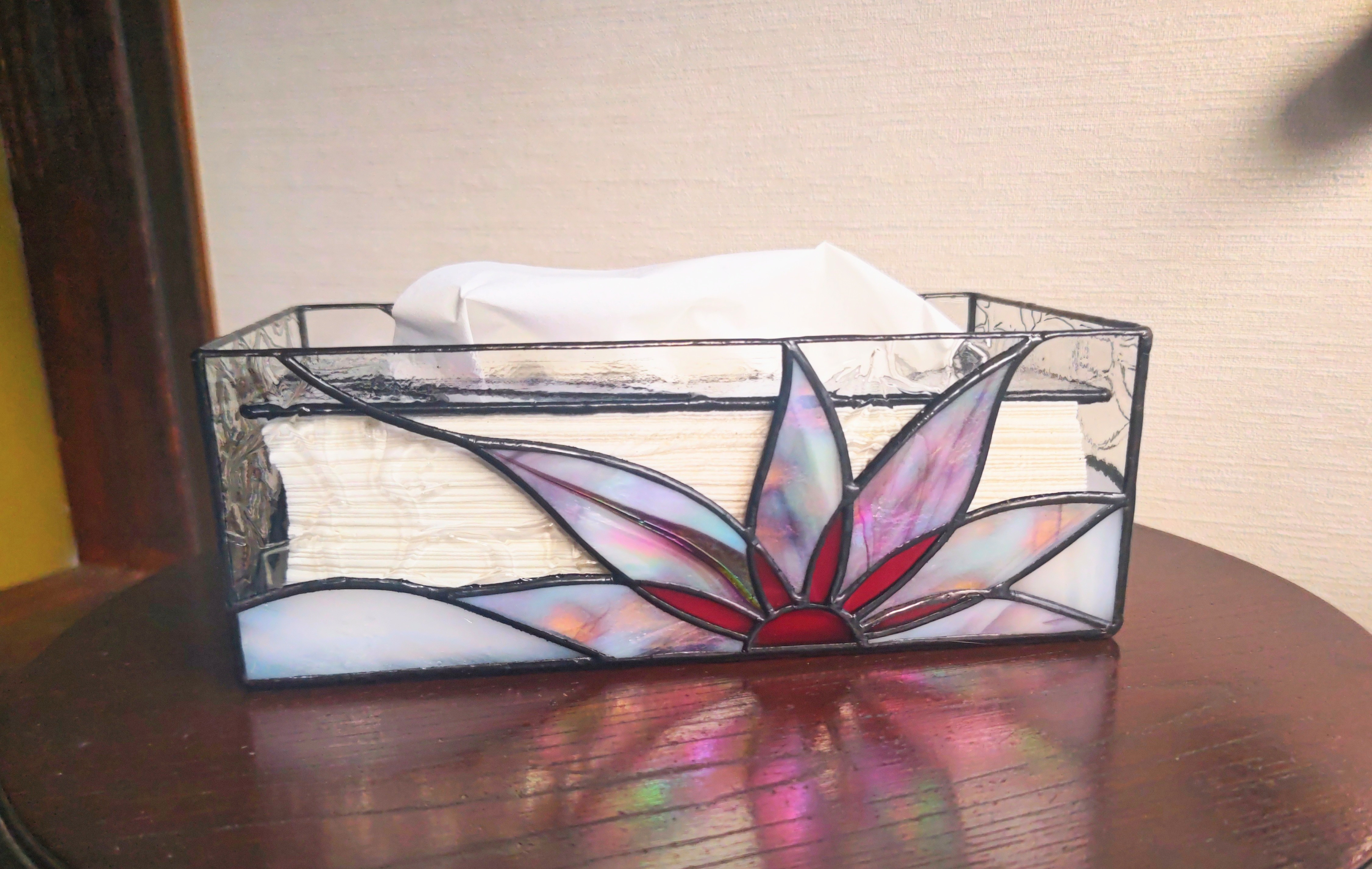 華やかな ペーパータオルケース