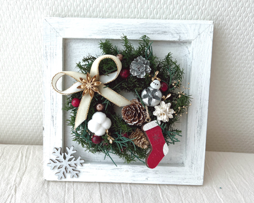 シマエナガのクリスマスリース クリスマスフレーム ナチュラル