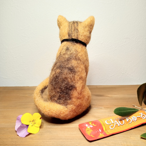 キラキラ瞳の癒やしのねこ】アビシニアン お座りver.【羊毛