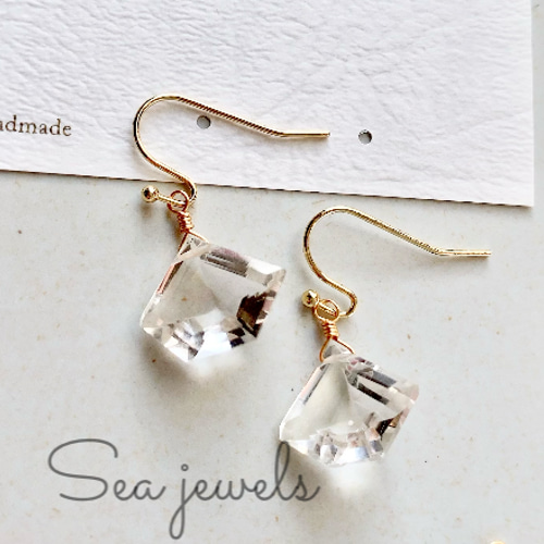 14kgf ピアス クリスタルクォーツ