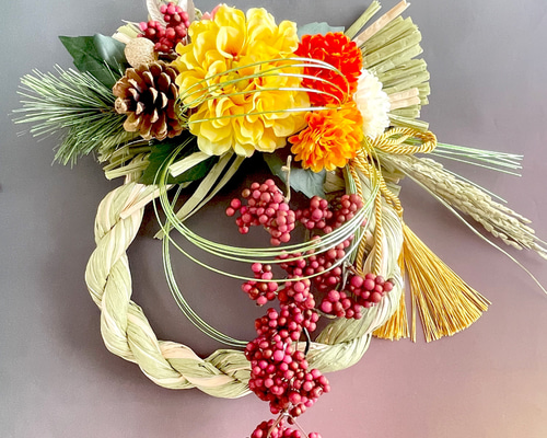 春の訪れ＊お正月新作飾り＊ダリアとマムのお花たちで祝うお正月しめ縄