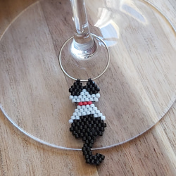 貓貓背影 wine charm 酒杯掛飾 5cm 一套6個 miyuki delica 珠 禮物 黑白灰花貓 第5張的照片