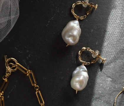 【現物・一点物】淡水オイスターパール　イヤリング (ピアス付け替え要相談)