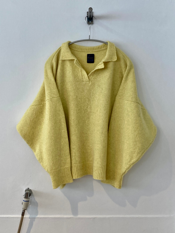 手編み機による Sienna Open neck Pullover 1枚目の画像