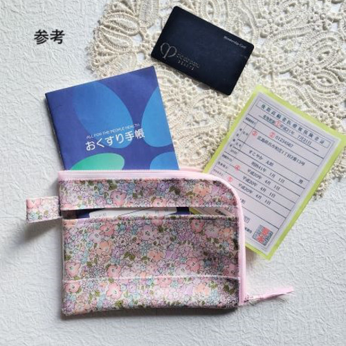 リバティラミネート隠しマチクリアポーチM〈ワイルドフラワーズ〉 リバティラミネート隠しマチクリアポーチMS〈ワイルドフラワーズ〉