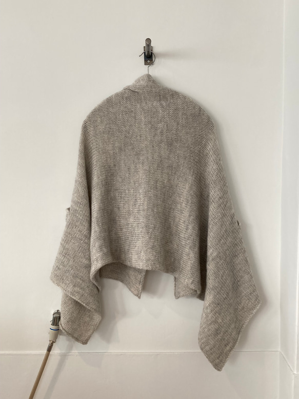 手編み機による Lora Alpaca Shawl 2枚目の画像